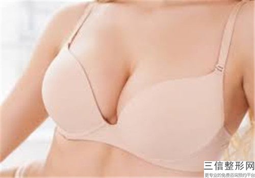 瘦人豐乳風險有哪些(瘦人豐乳手術會不會有危害)